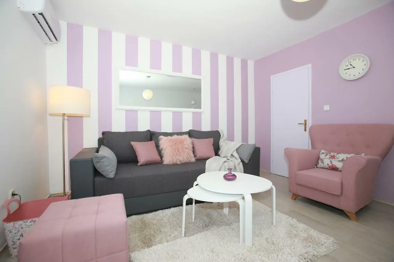 Apartments Melin Malinska 0*,  Croatia